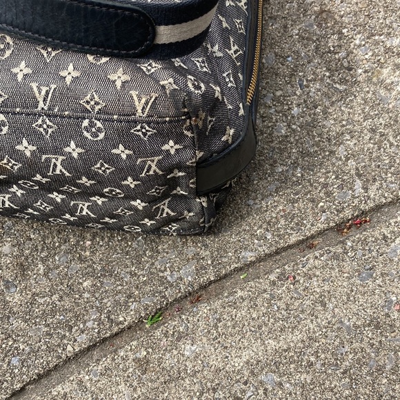 Louis Vuitton bag - Picture 4 of 12